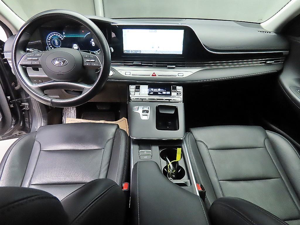 HYUNDAI Grandeur - Vista 7
