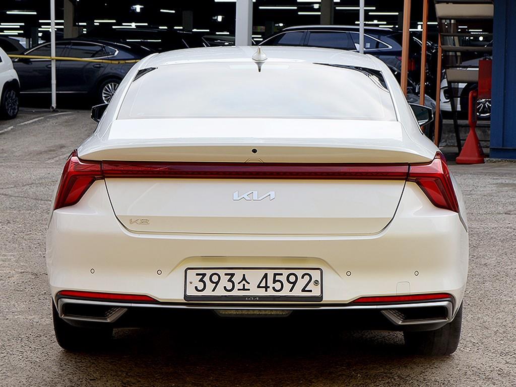 KIA K8 - Vista 5