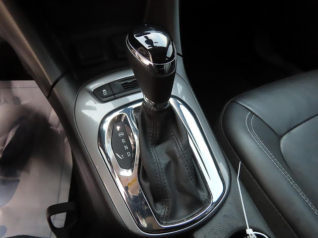 Chevrolet Cruise - Vista 10