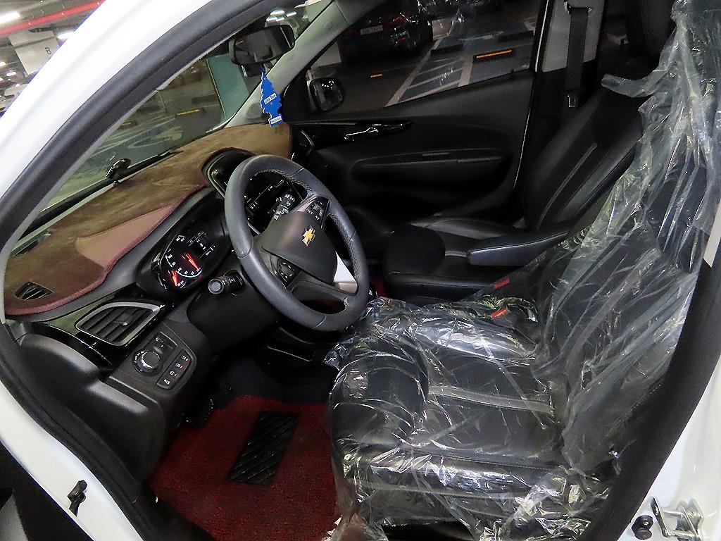 Chevrolet Spark - Vista 6