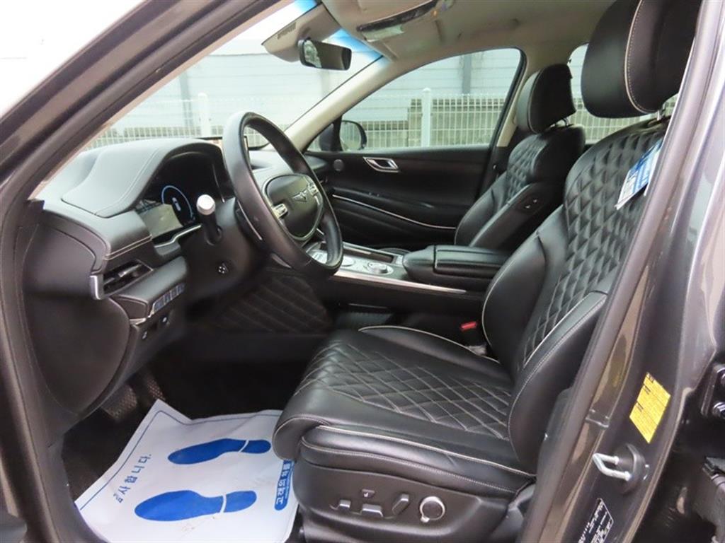 Genesis GV80 - Vista 11