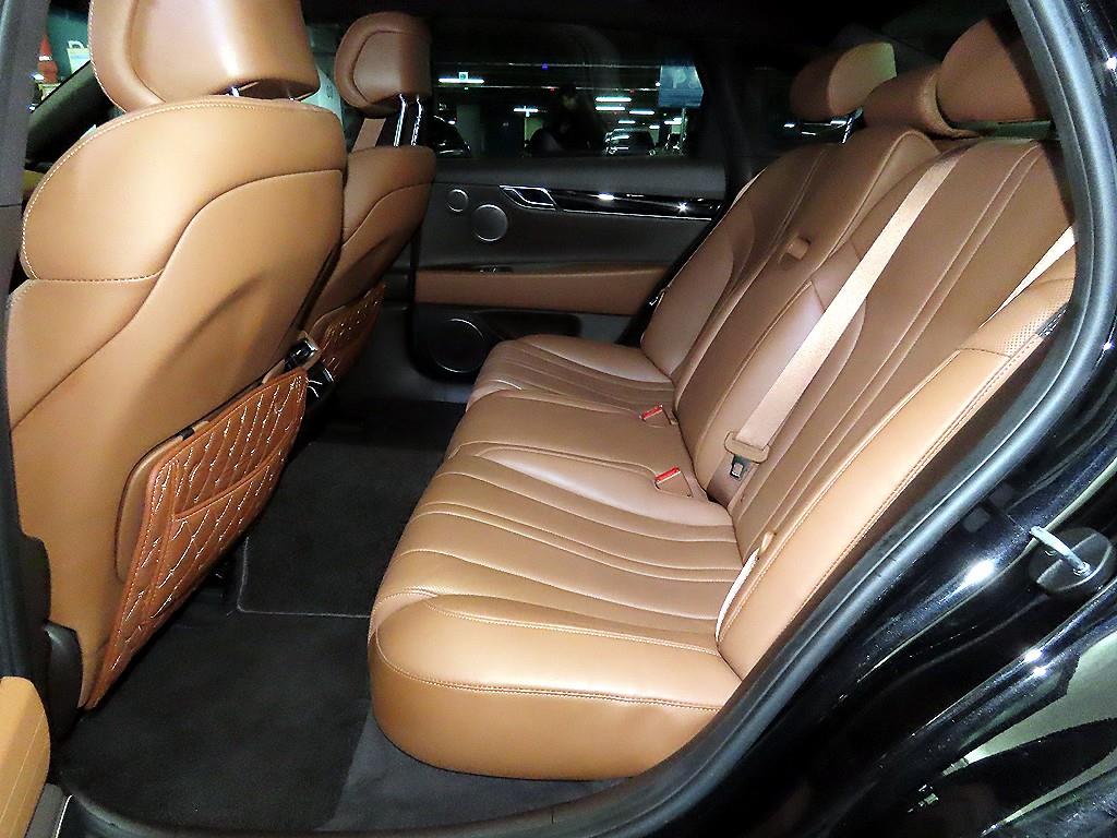 Genesis G80 - Vista 7