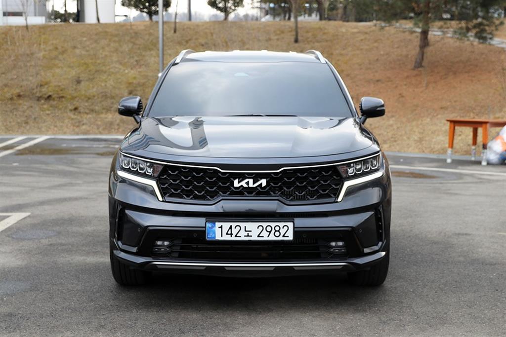 KIA Sorento 2022 Gris - Importación desde Corea - HF Imports Iquique - Foto 1