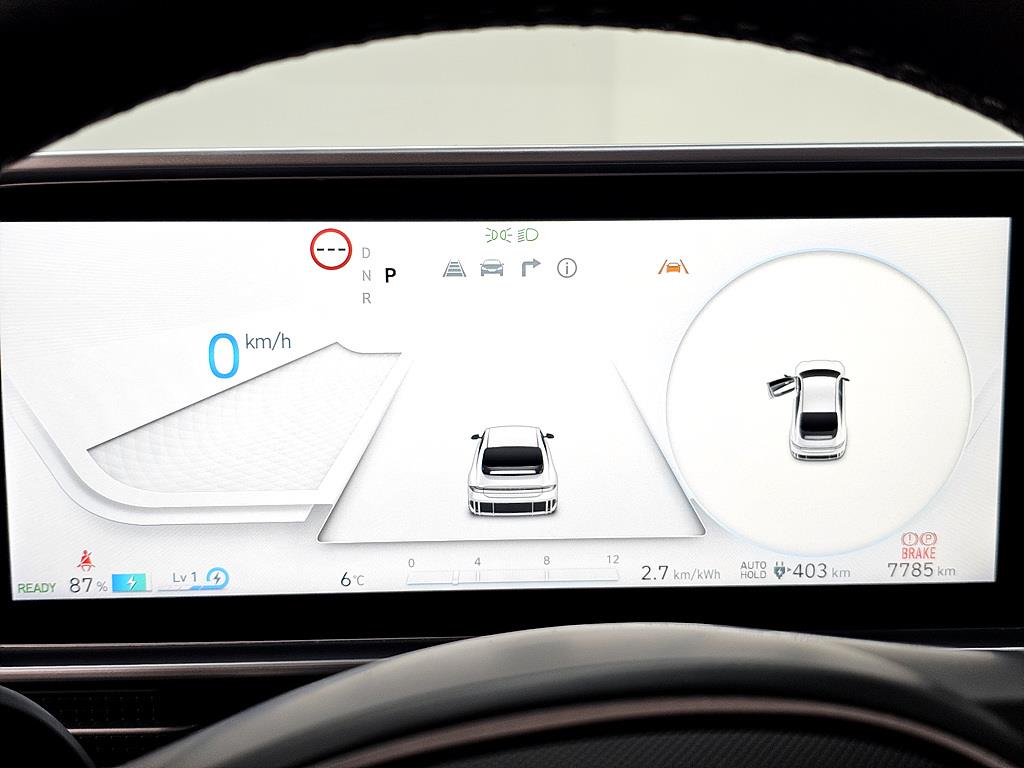 HYUNDAI Ioniq 6 - Vista 6