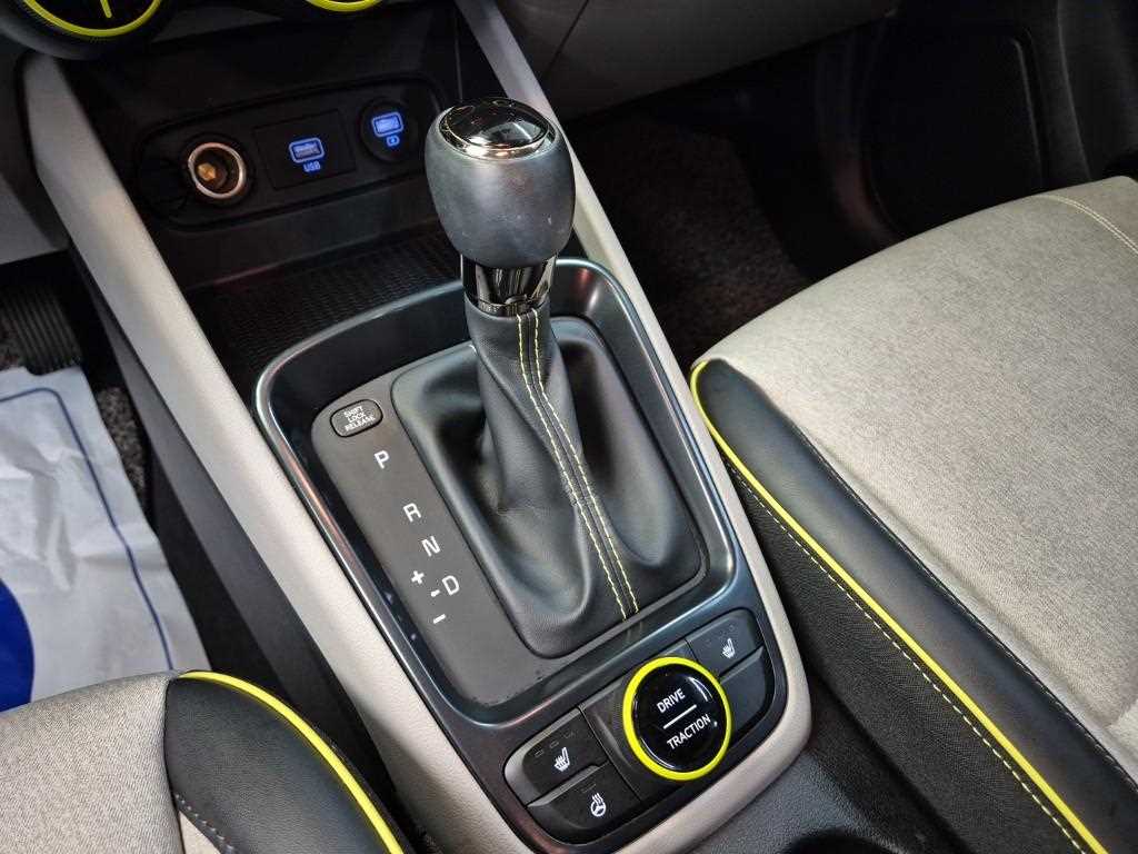 HYUNDAI Venue - Vista 8