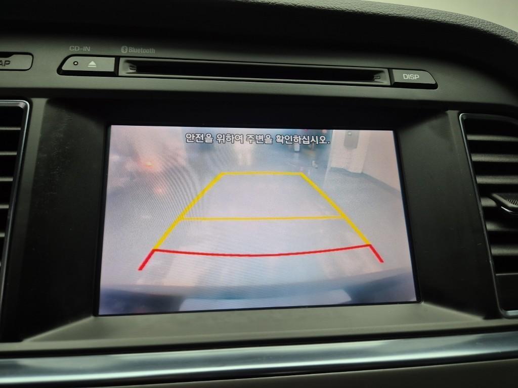 HYUNDAI Sonata - Vista 10