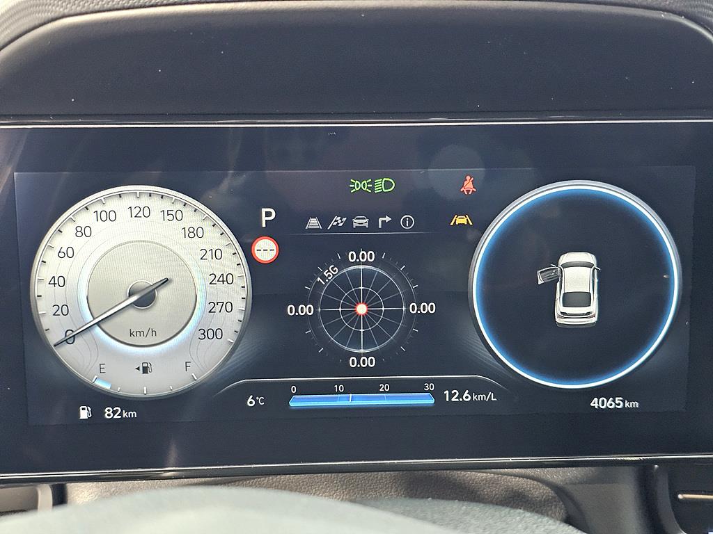 HYUNDAI Avante - Vista 6