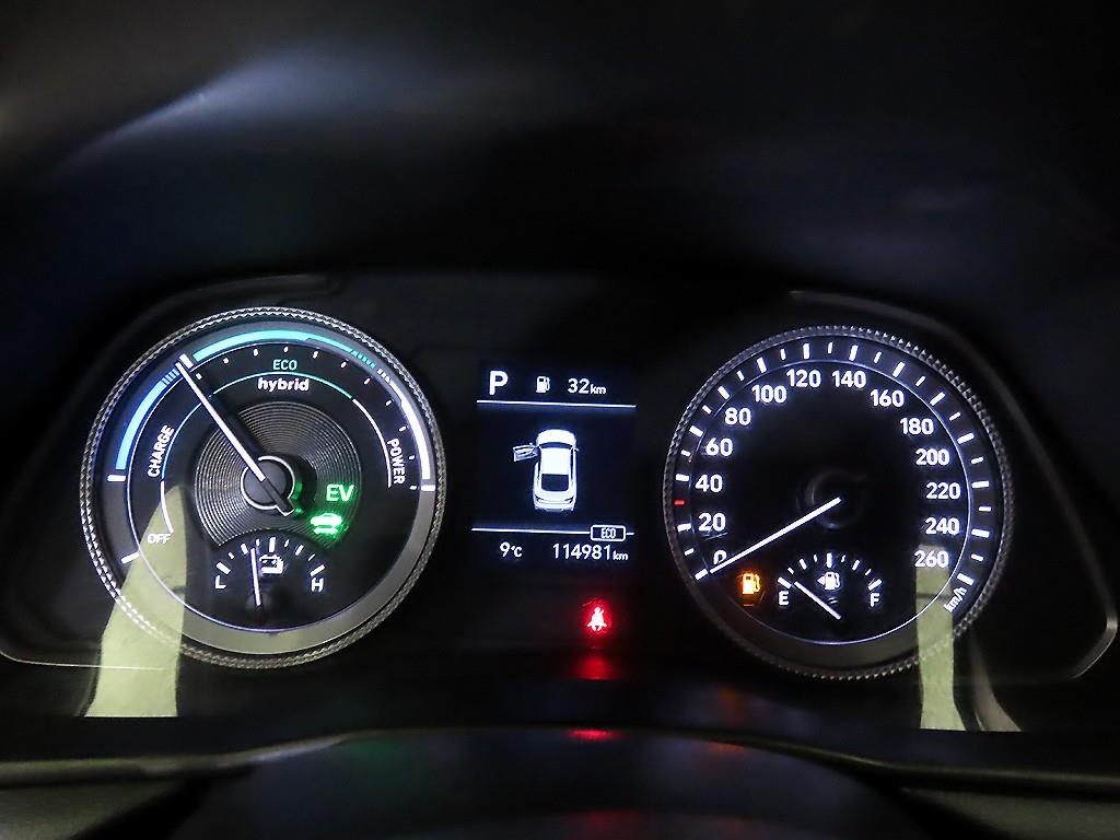 HYUNDAI Sonata - Vista 9