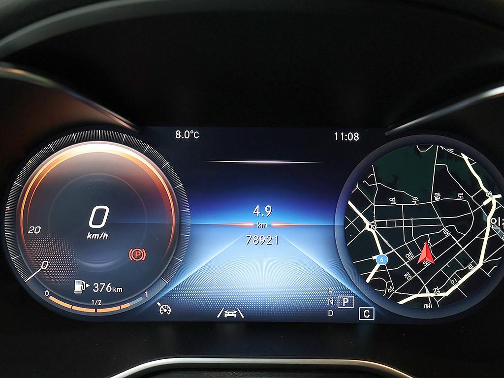 Mercedes Benz GLC Class - Vista 11