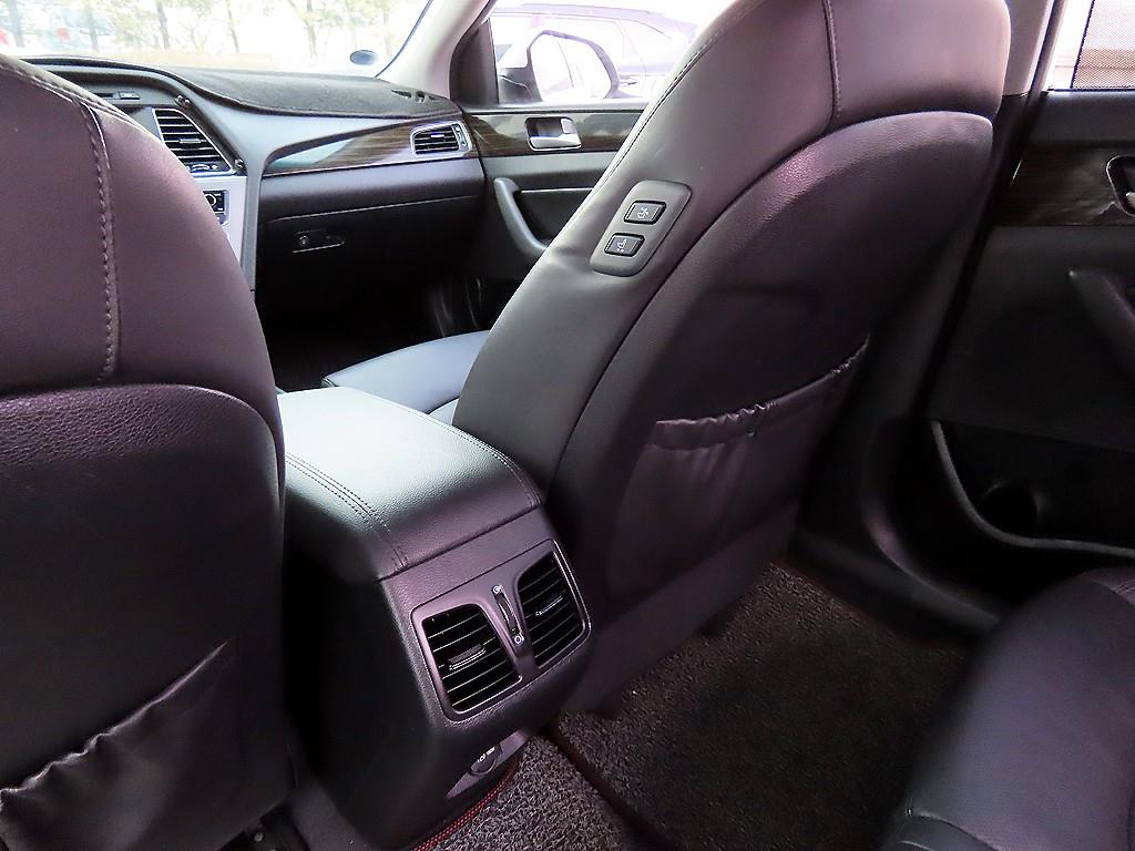 HYUNDAI Sonata 2016 Blanco - Importación desde Corea - HF Imports Iquique - Foto 18