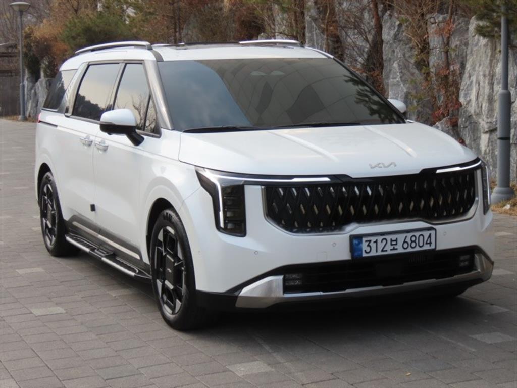 KIA Carnival - Vista 3