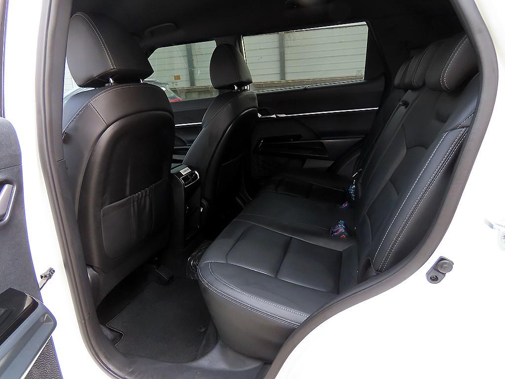 Ssangyong Torres - Vista 6