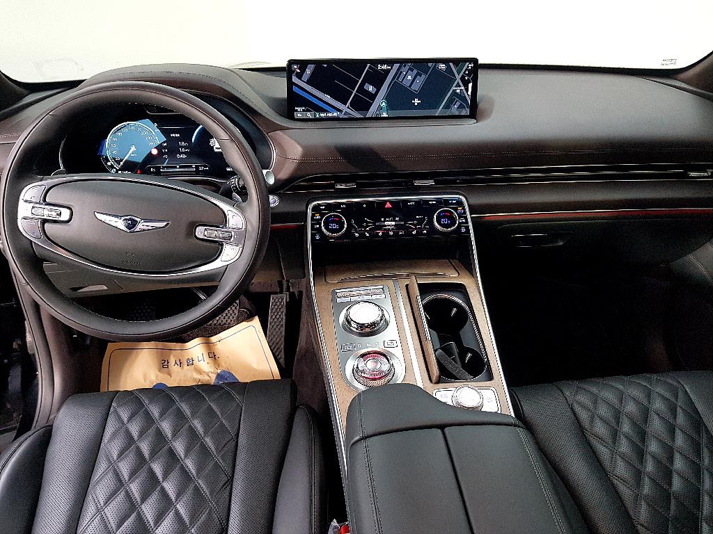 Genesis GV80 - Vista 5