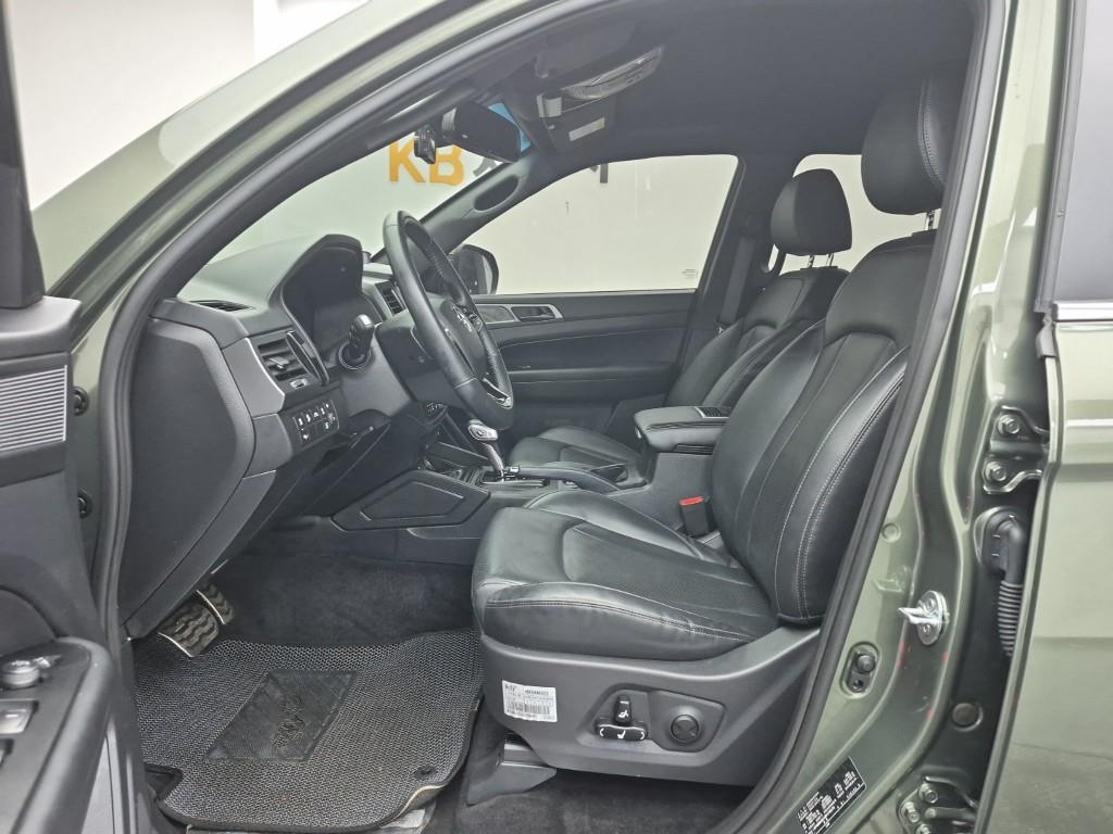 Ssangyong Rexton - Vista 11