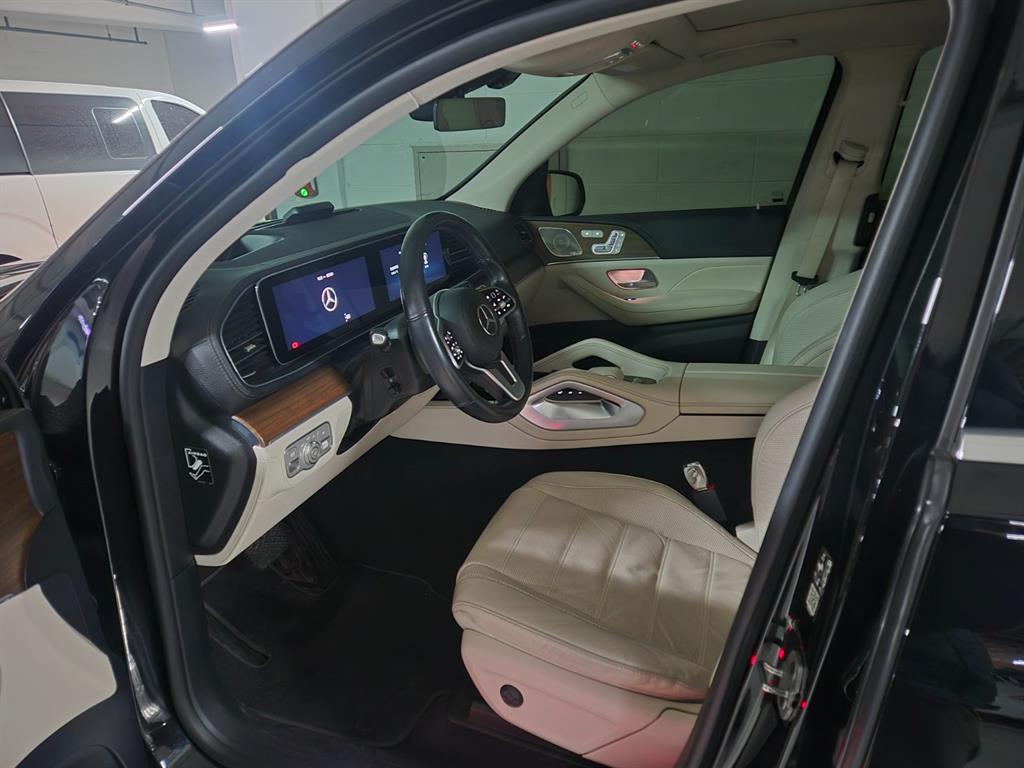 Mercedes Benz GLE Class - Vista 3