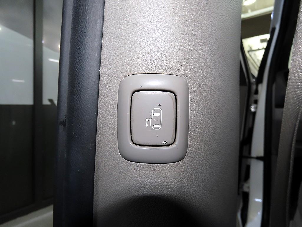 KIA Carnival 2016 Blanco - Importación desde Corea - HF Imports Iquique - Foto 15