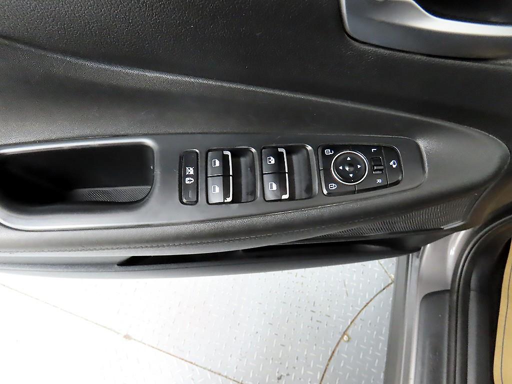 HYUNDAI Santa Fe - Vista 11