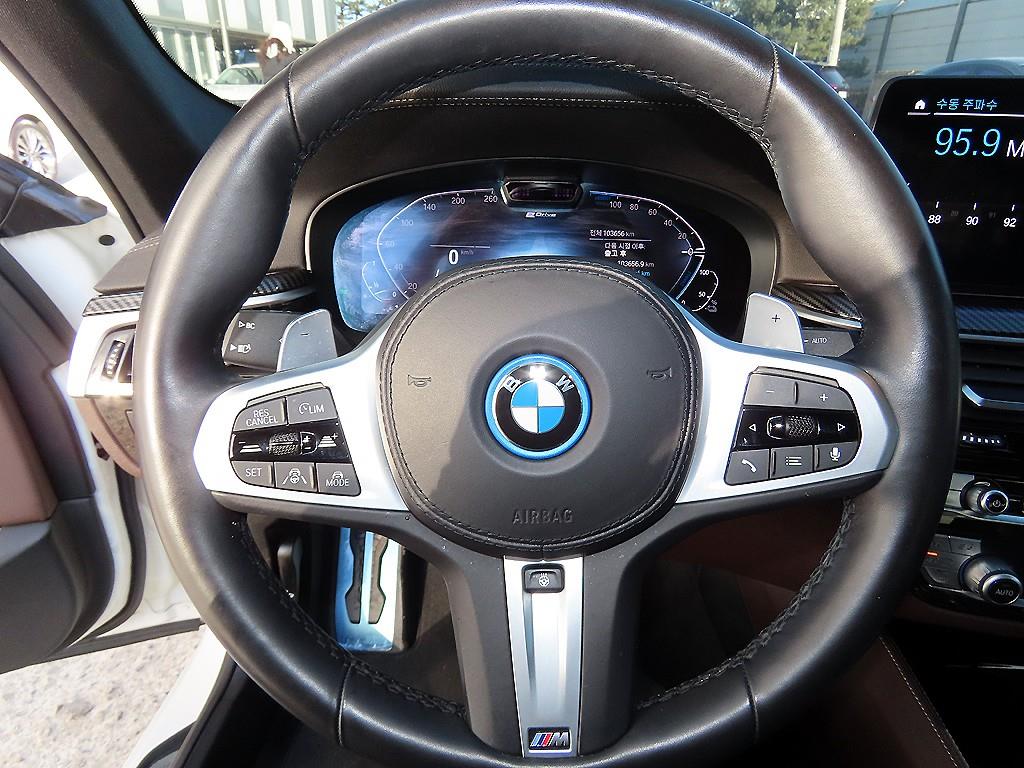 BMW 5 Series - Vista 8