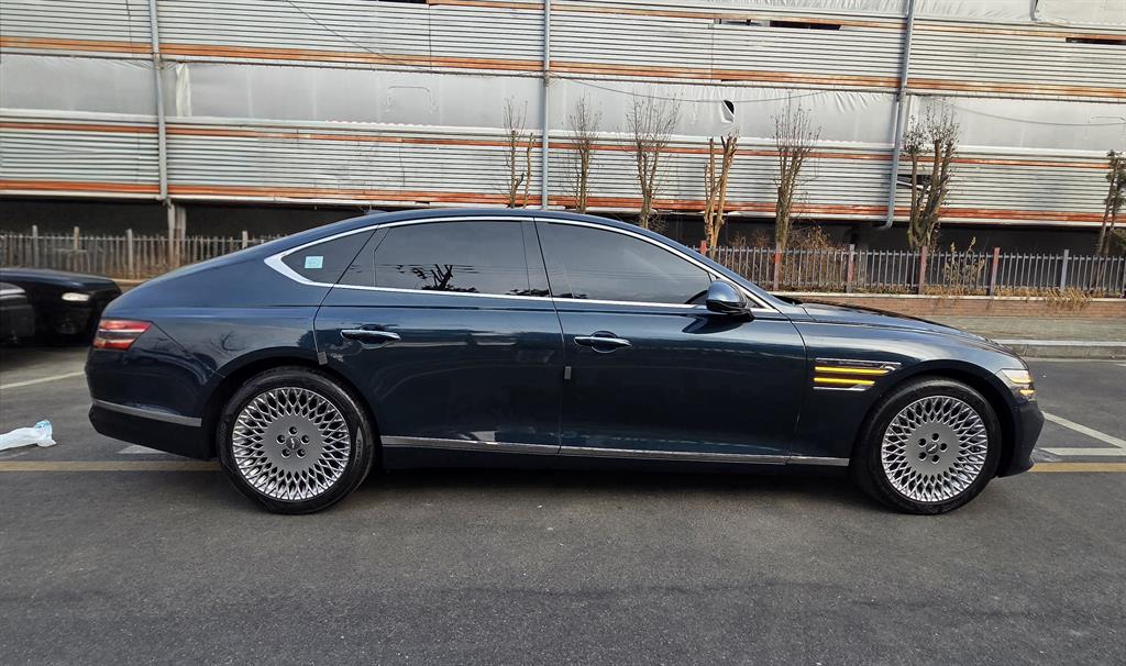 Genesis G80 - Vista 4