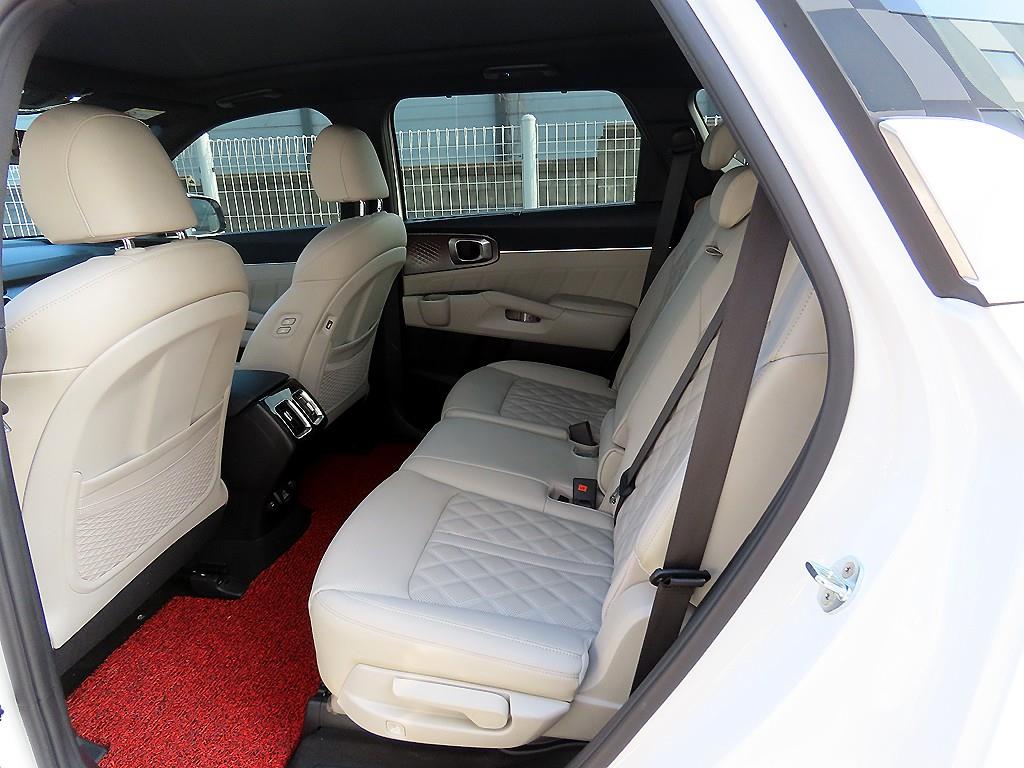 KIA Sorento - Vista 6