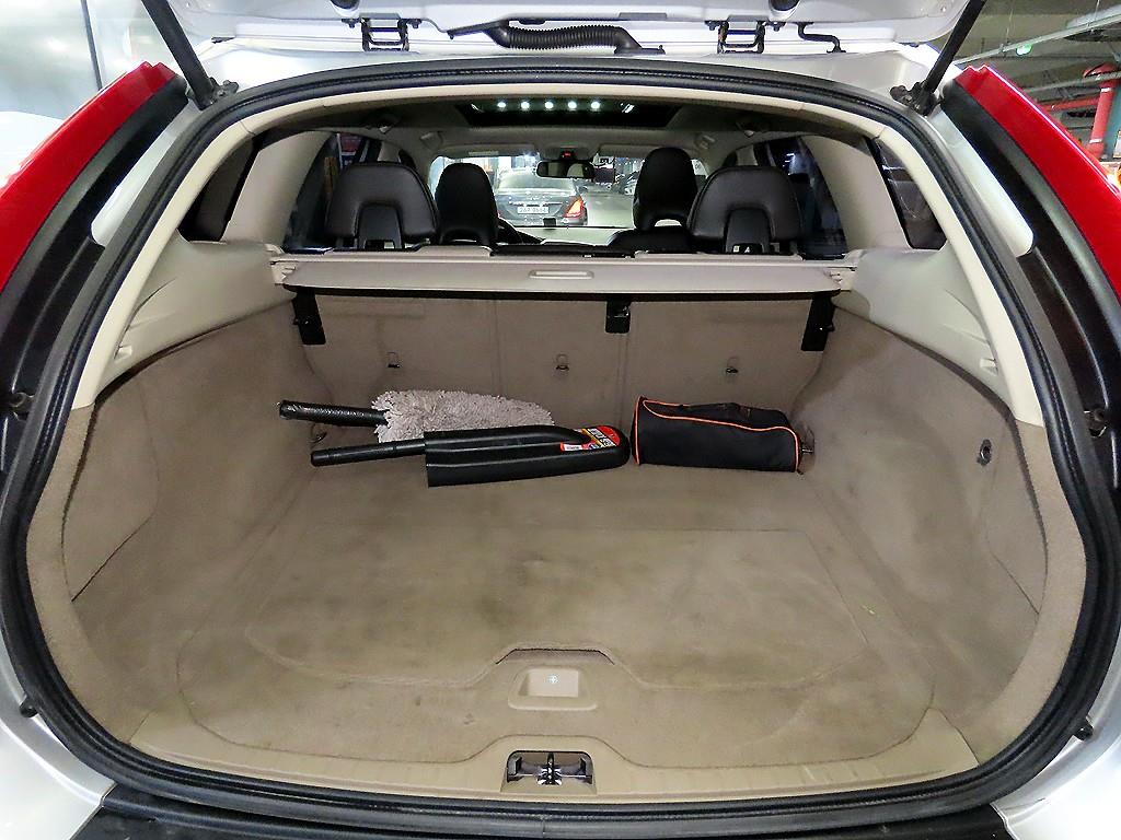 Volvo XC60 2011 Gris - Importación desde Corea - HF Imports Iquique - Foto 17