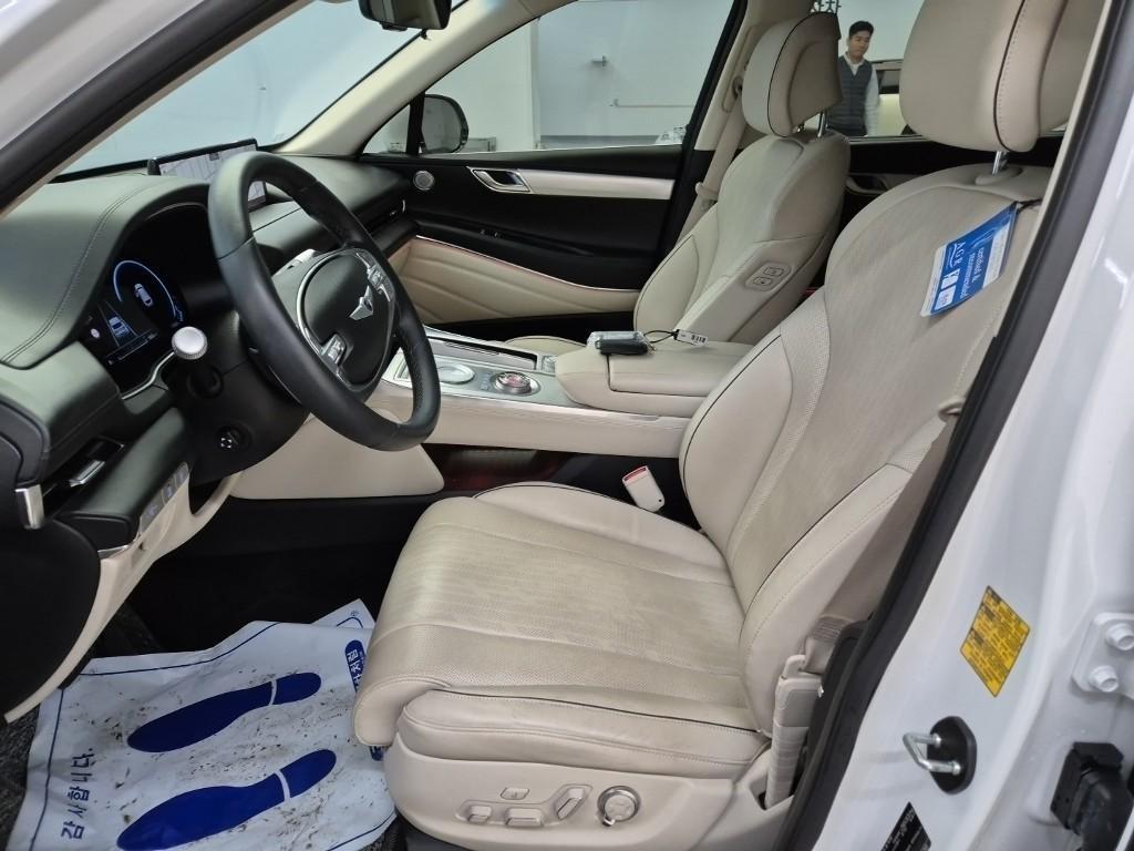 Genesis GV80 - Vista 11