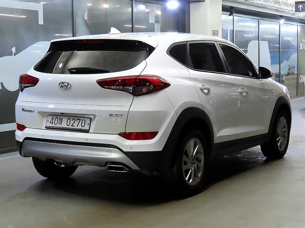 HYUNDAI Tucson - Vista 4