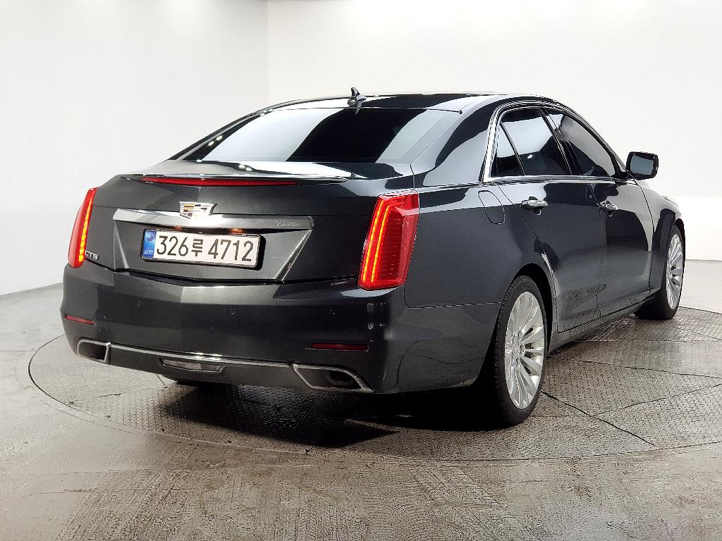 Cadillac CTS - Vista 4
