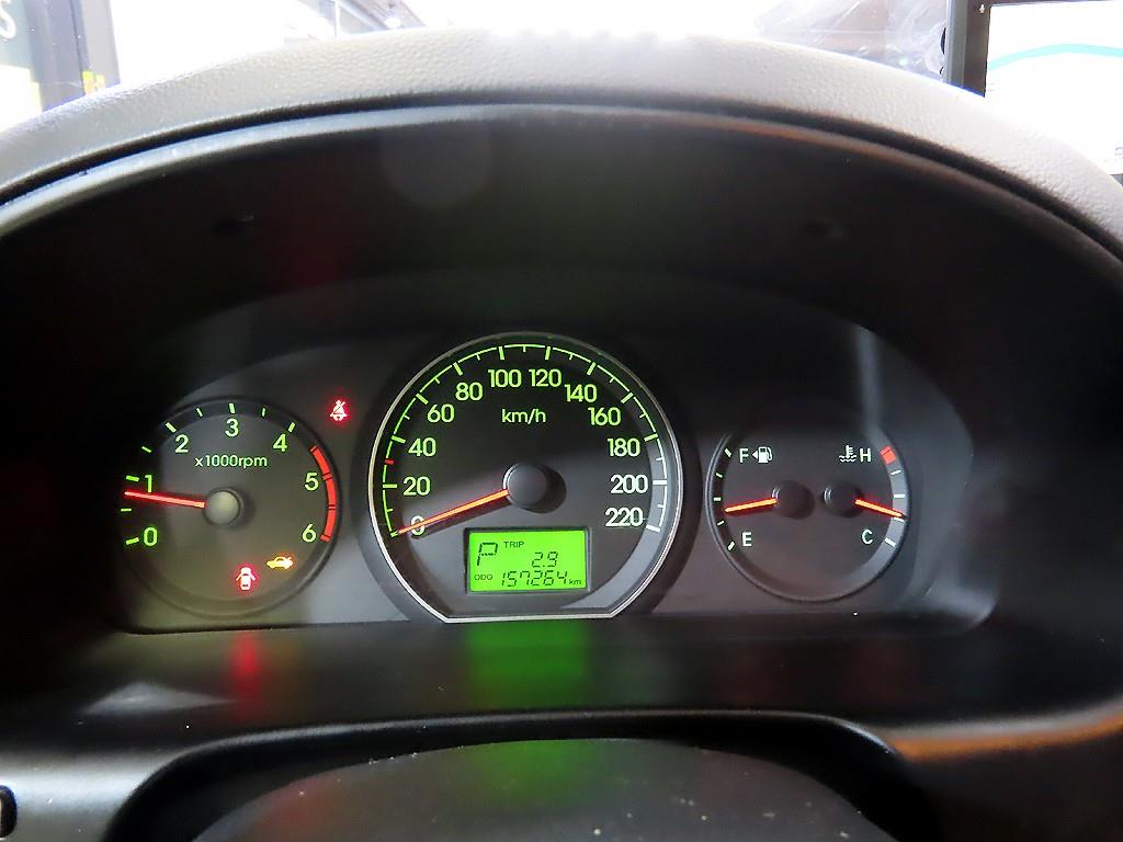 HYUNDAI Starex - Vista 9