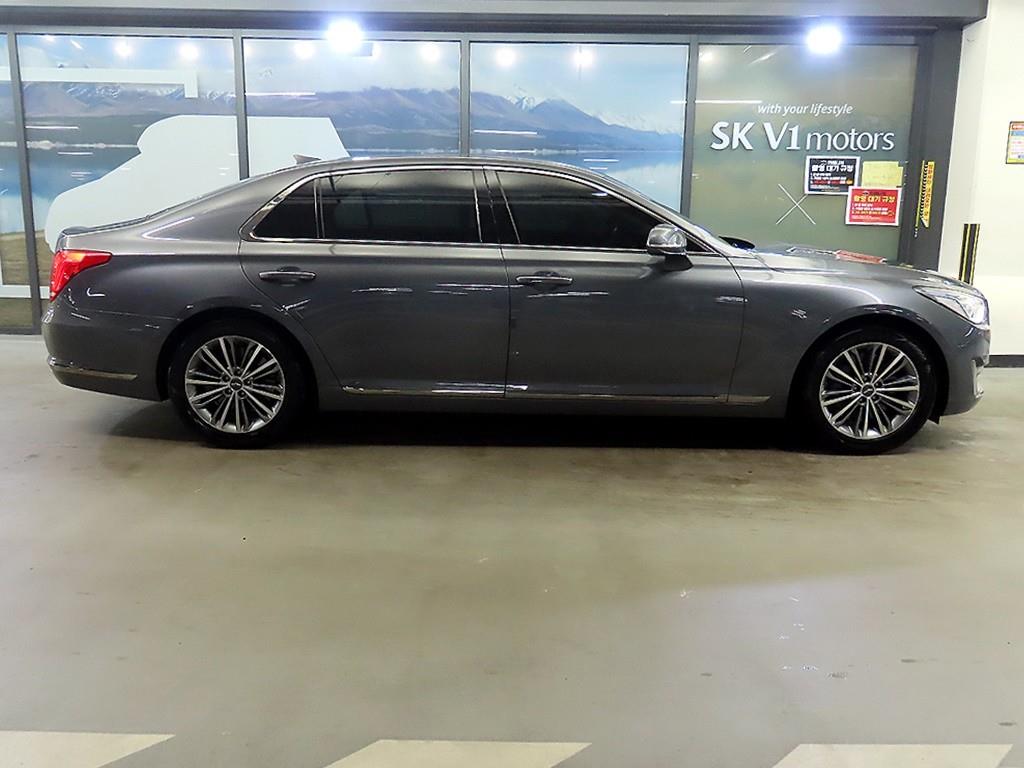 Genesis EQ900 - Vista 3