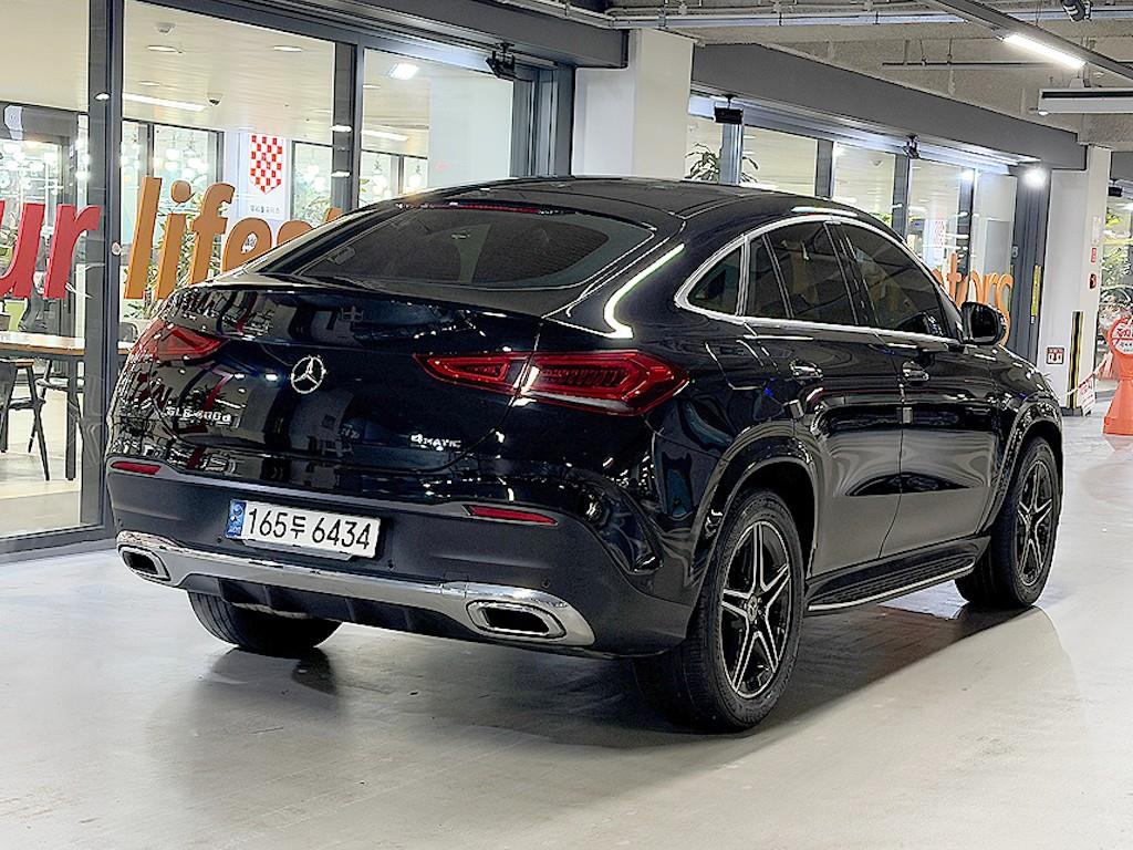 Mercedes Benz GLE Class - Vista 4