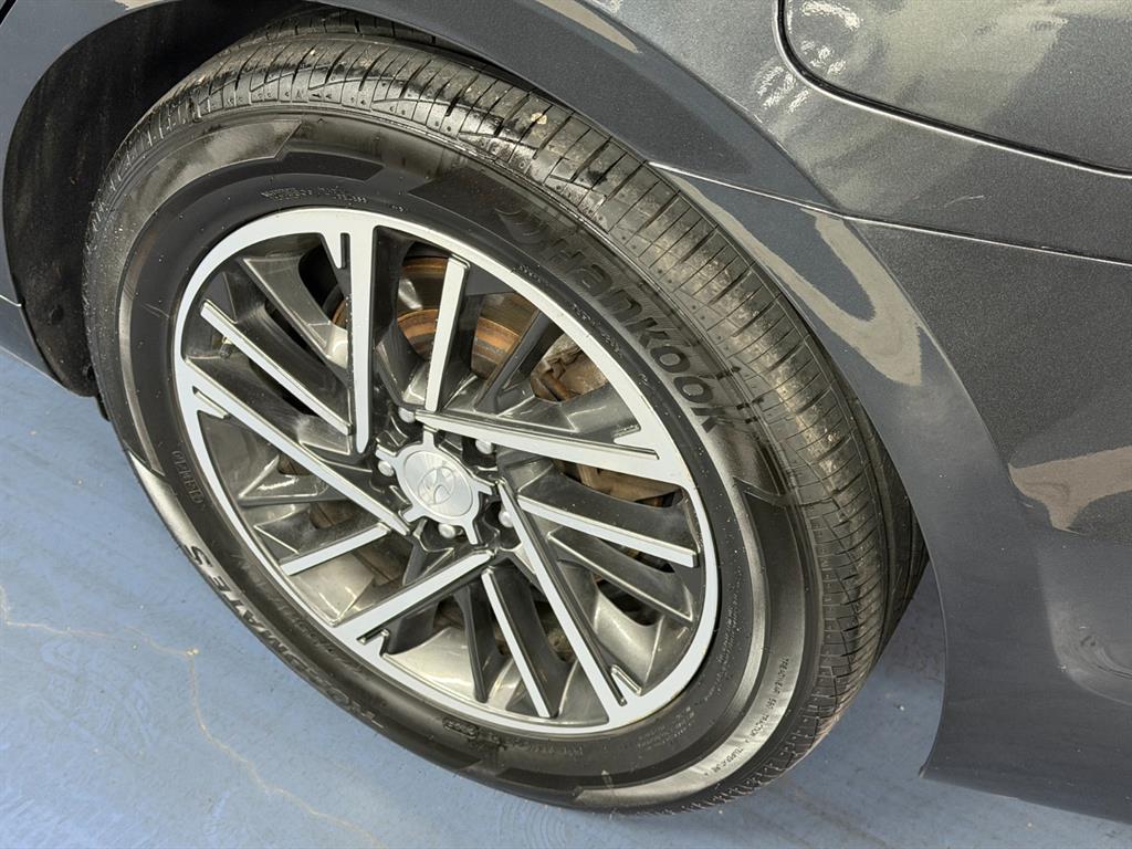 HYUNDAI Grandeur - Vista 6