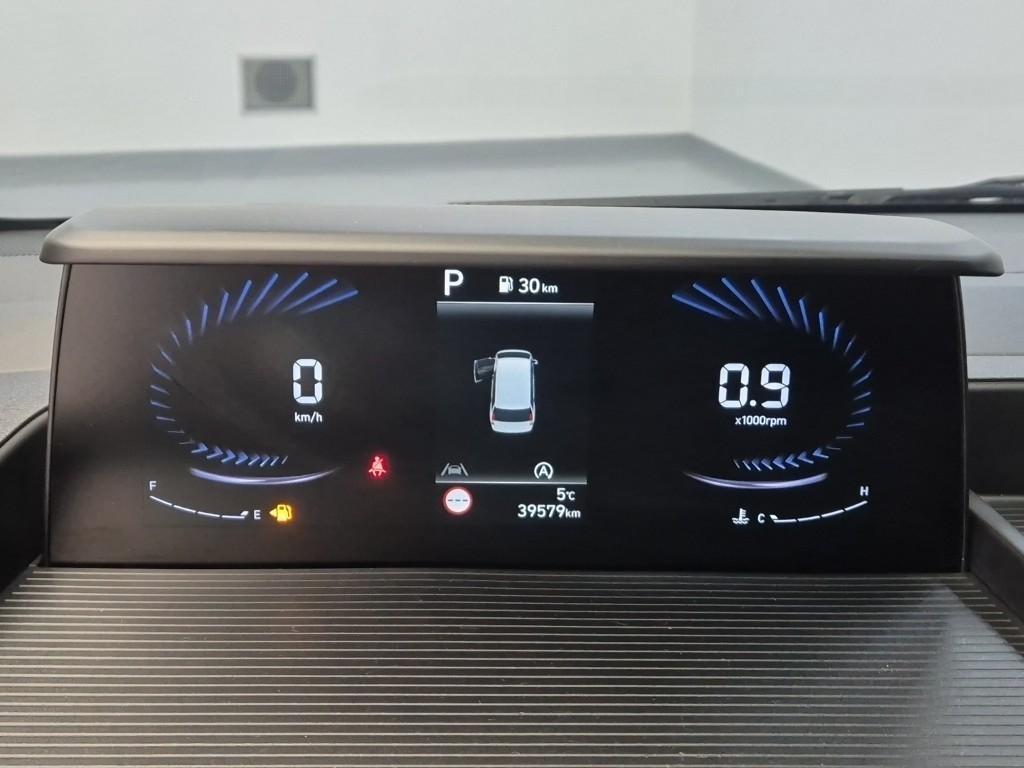 HYUNDAI Staria - Vista 6