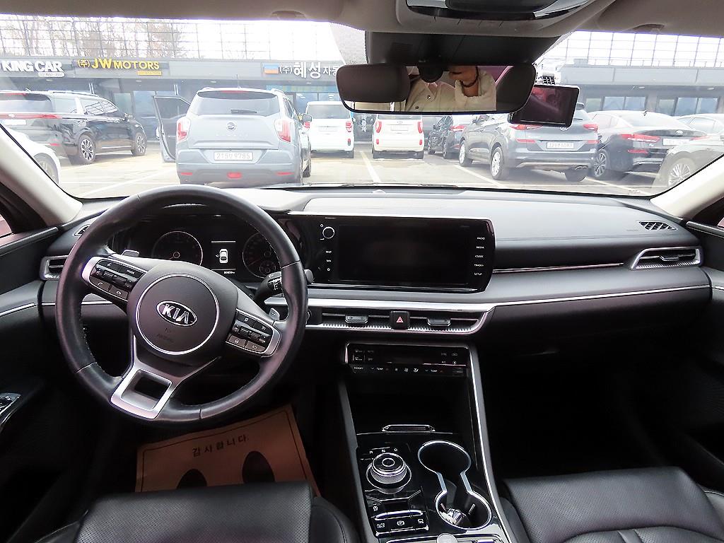 KIA K5 - Vista 9