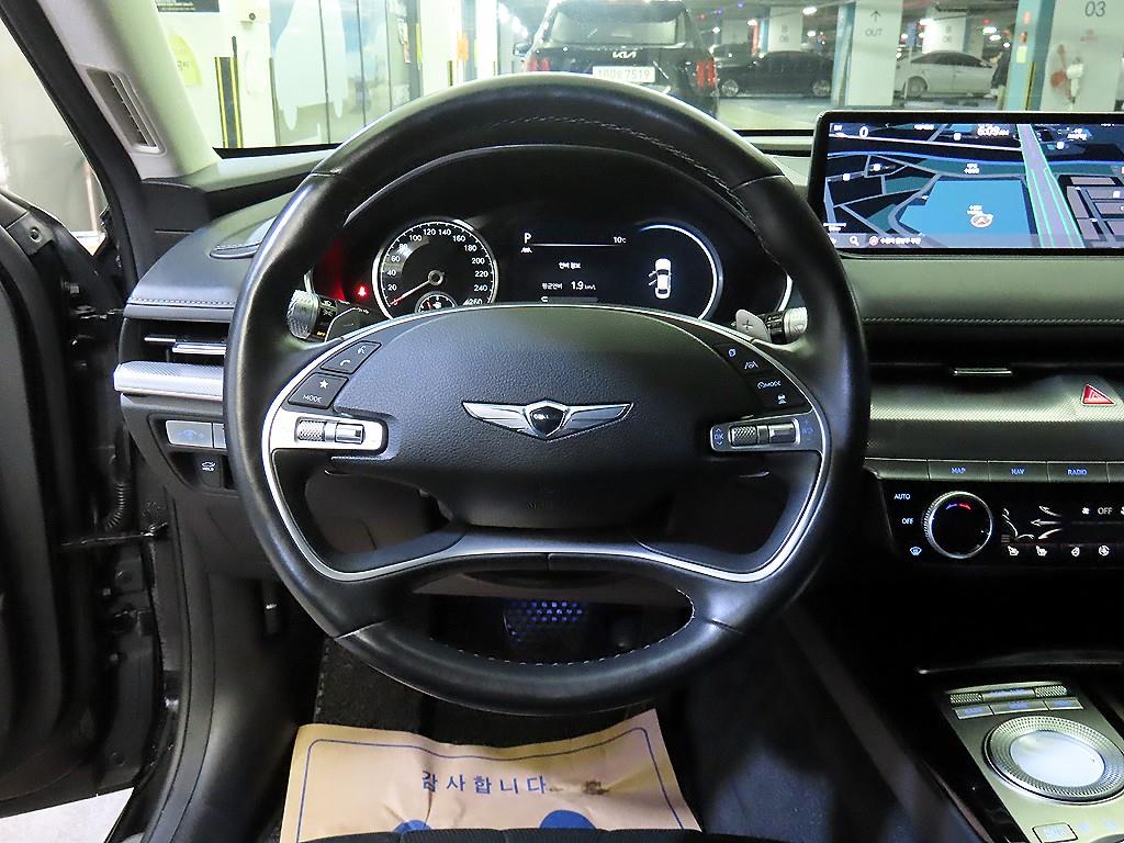 Genesis G80 - Vista 8