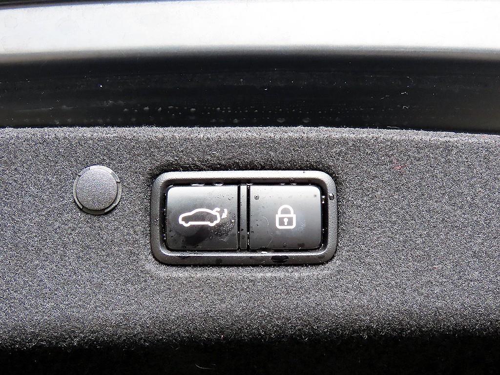 HYUNDAI Grandeur 2022 Negro - Importación desde Corea - HF Imports Iquique - Foto 18