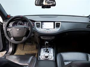 HYUNDAI Genesis - Vista 10