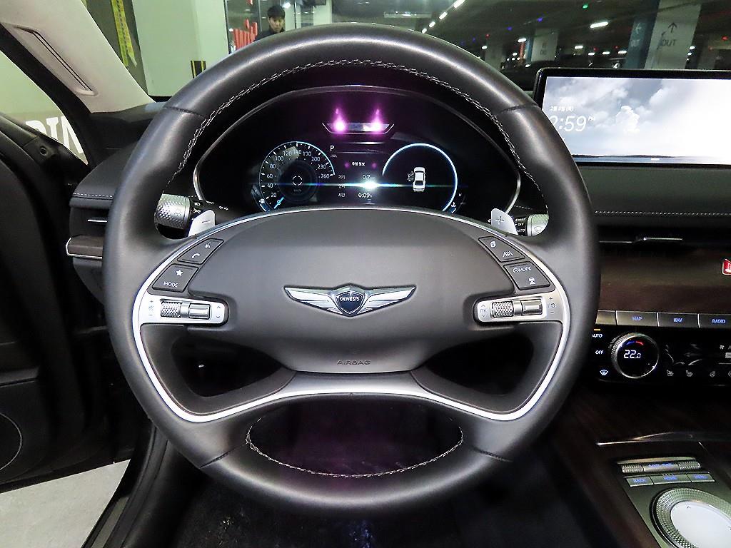 Genesis G80 - Vista 8