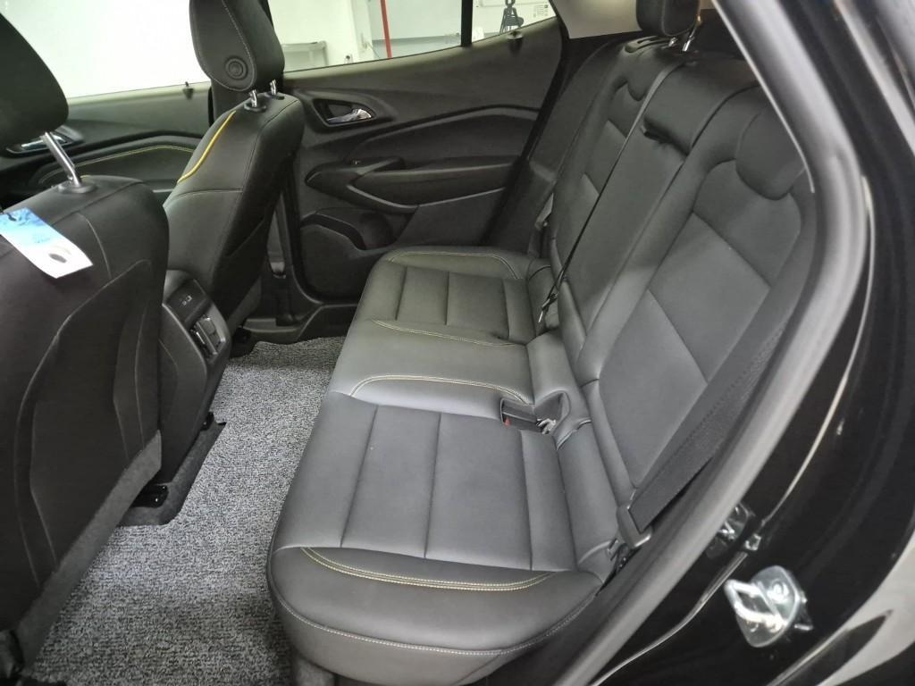 Chevrolet Trax - Vista 12