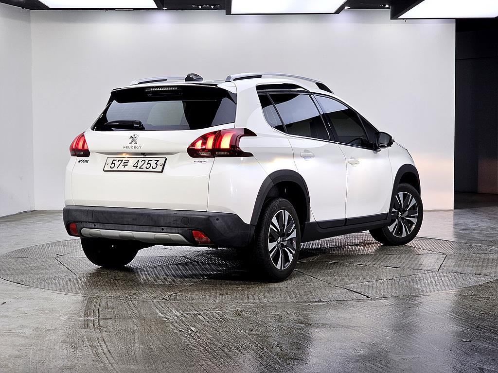 Peugeot 2008 - Vista 4