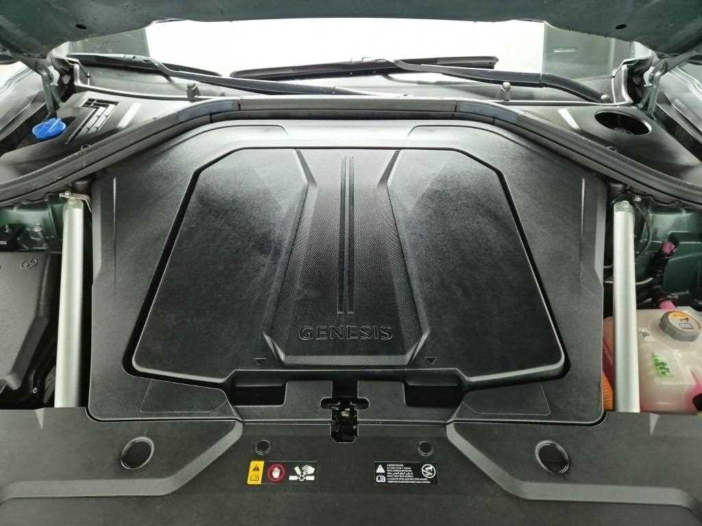 Genesis GV70 - Vista 5