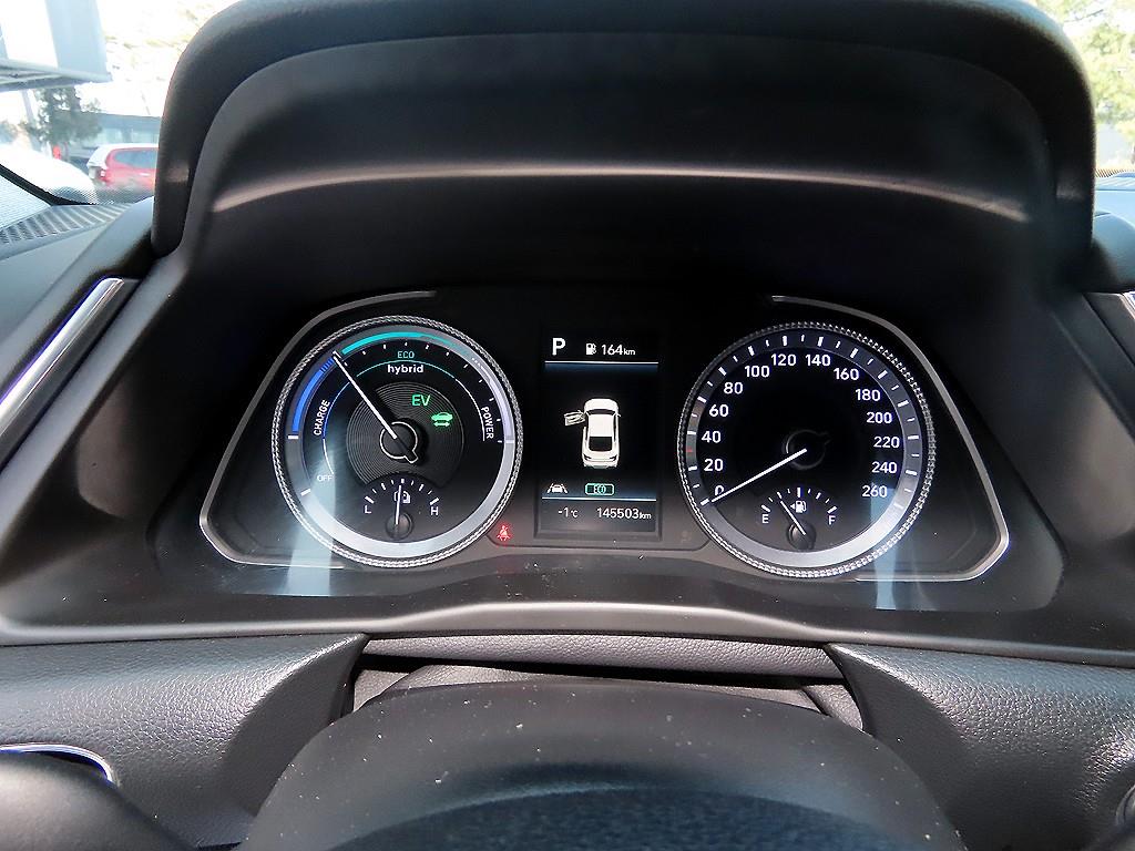 HYUNDAI Sonata - Vista 9