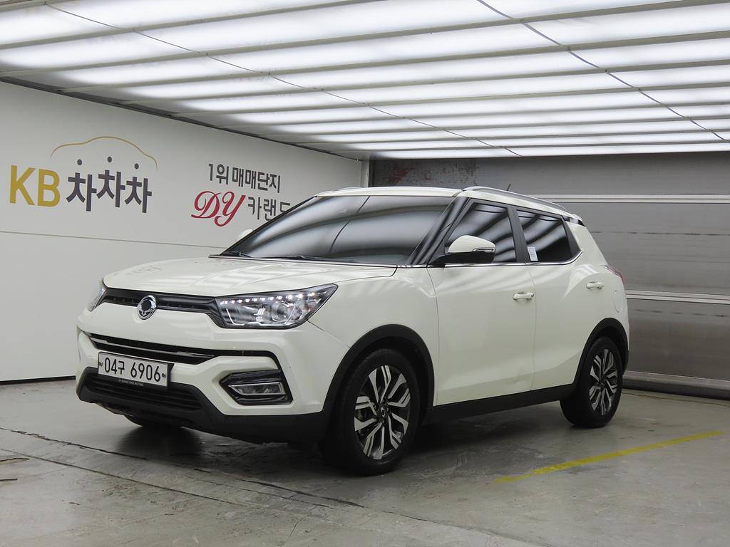Ssangyong Tivoli 2019 Blanco - Importación desde Corea - HF Imports Iquique - Foto 1