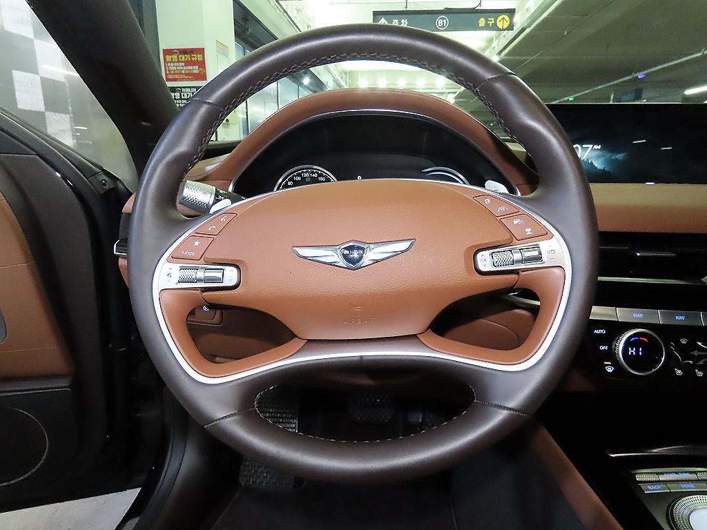 Genesis G80 - Vista 8