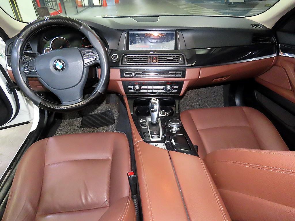 BMW 5 Series - Vista 10