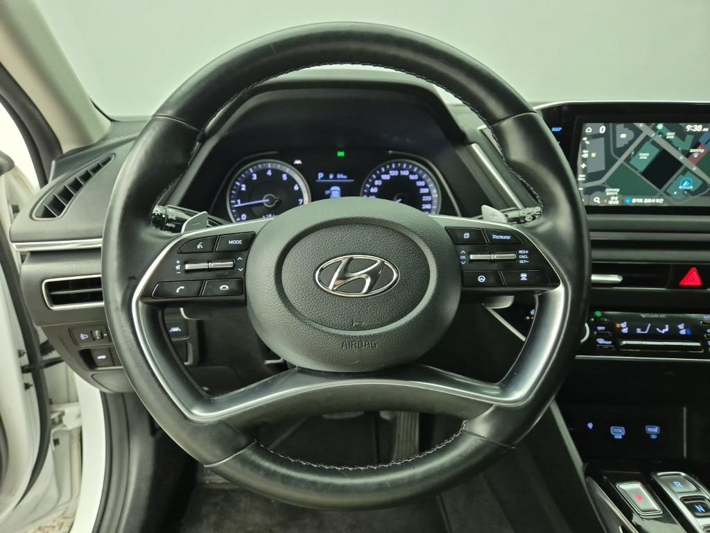 HYUNDAI Sonata - Vista 9