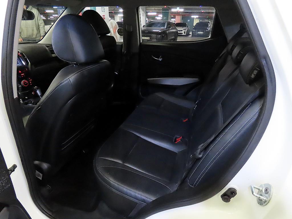 Ssangyong Tivoli - Vista 7