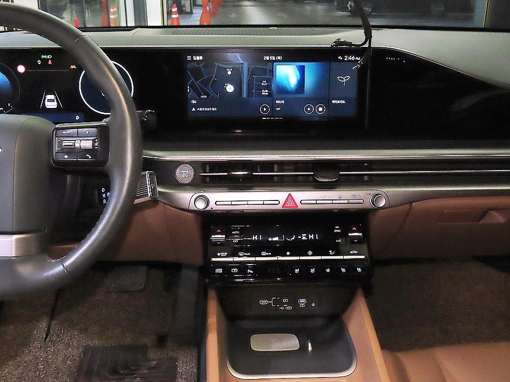 HYUNDAI Grandeur - Vista 11