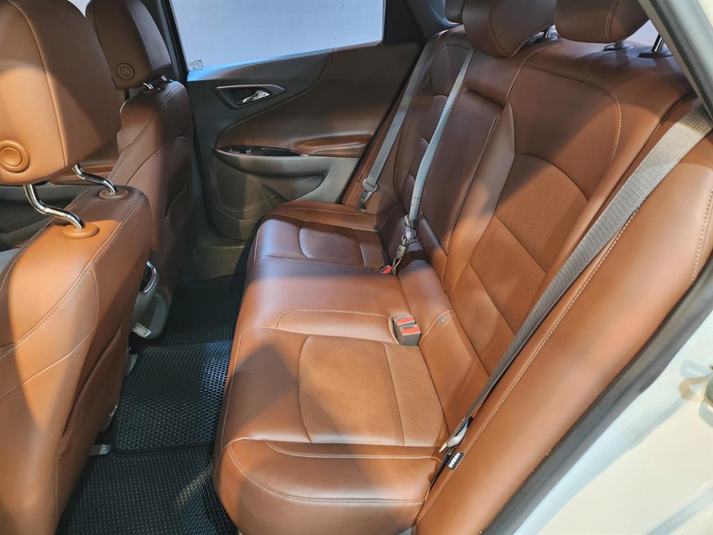 Chevrolet Malibu - Vista 6