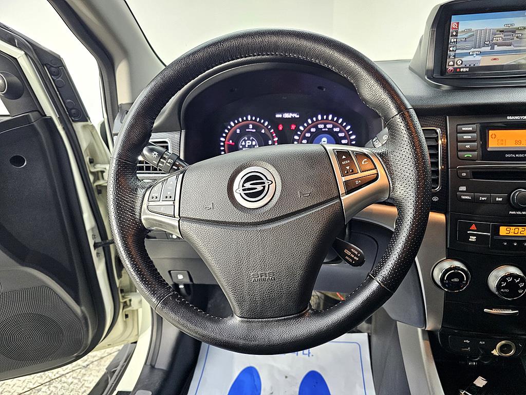 Ssangyong Korando - Vista 12